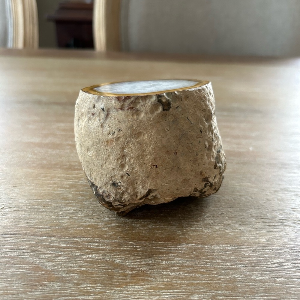 Geode Stone - Picture 5 of 5
